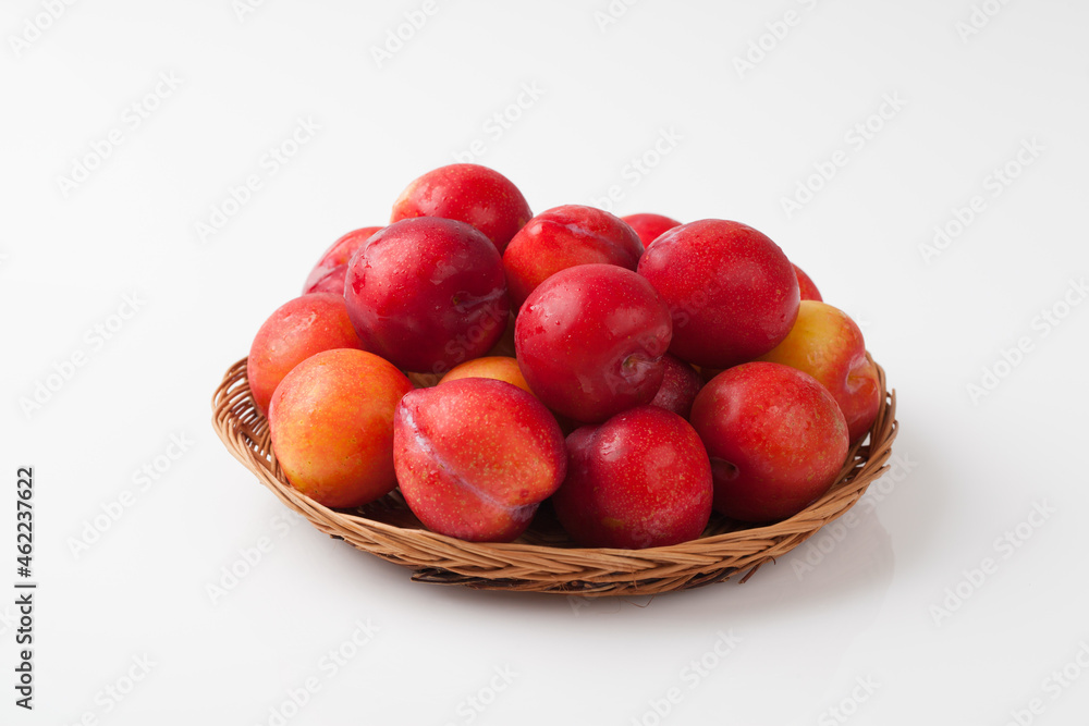 자두,과일,누끼,사람없음,스튜디오,신선,실내,오브젝트,음식,음식재료