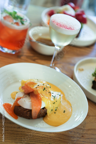 Traditional Benedict eggs with smoked salmon