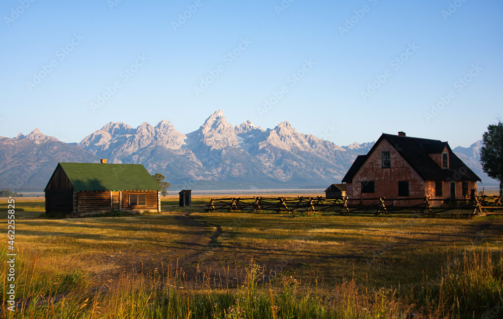 Obraz premium John Moulton barn and homestead, Grand Teton National Park, Wyoming, USA