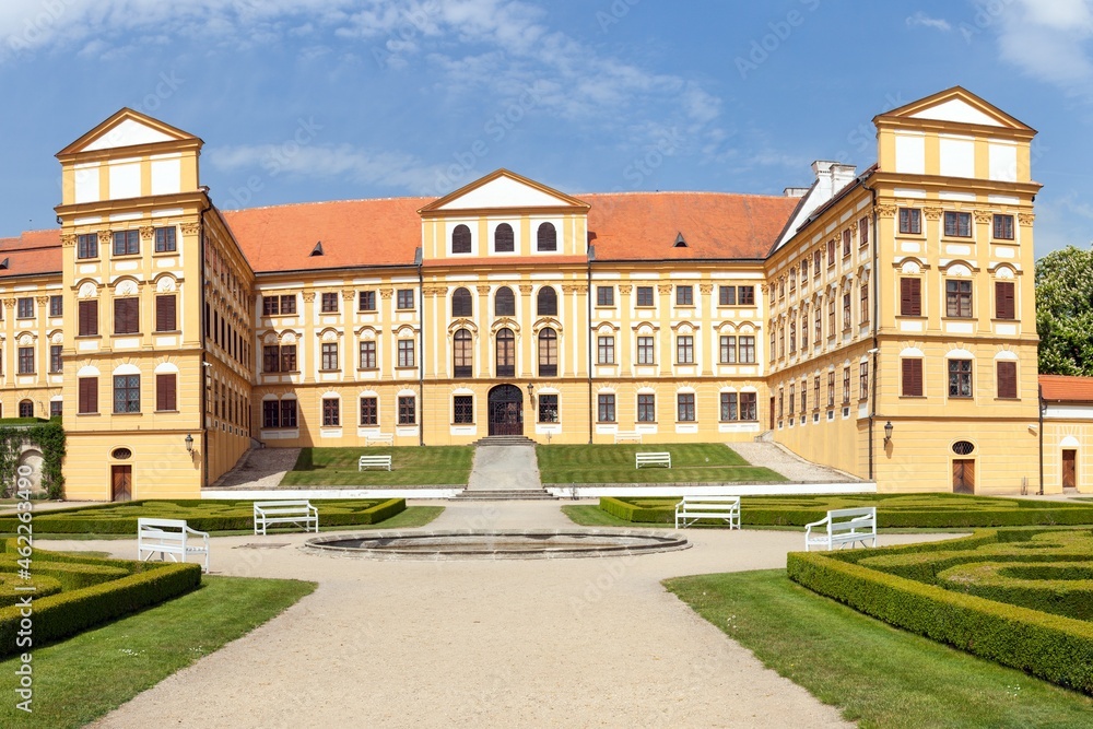 Jaromerice nad Rokytnou baroque and renaissance palace