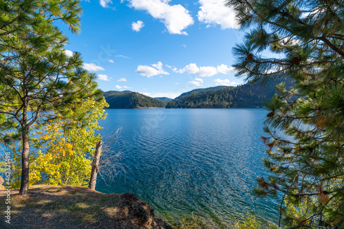 Photography Autumn view from the Centennial Trail of Lake Coeur d'Alene and the Mineral Ridge Scenic area from near Higgens Point in Coeur d'Alene, Idaho, USA