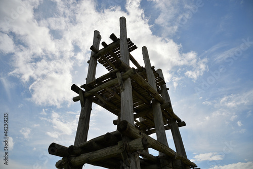 Wallpaper Mural 三内丸山遺跡、六本柱 Torontodigital.ca