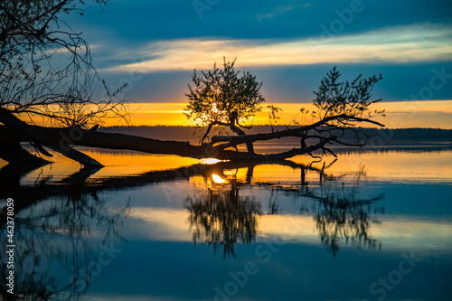 Zachód słońca, jezioro Jeziorowskie, Mazury