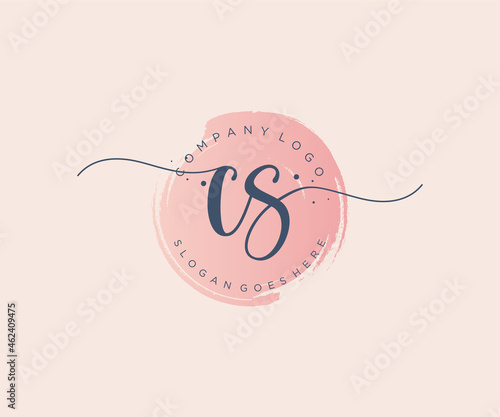 Initial CS feminine logo. Usable for Nature, Salon, Spa, Cosmetic and Beauty Logos. Flat Vector Logo Design Template Element.
