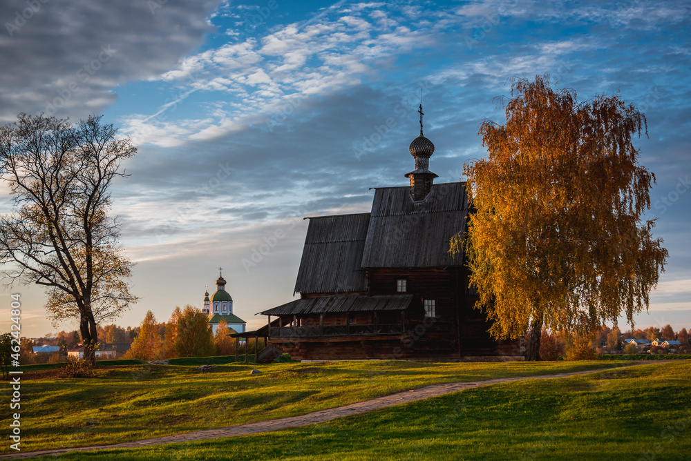 Fototapeta premium church in autumn