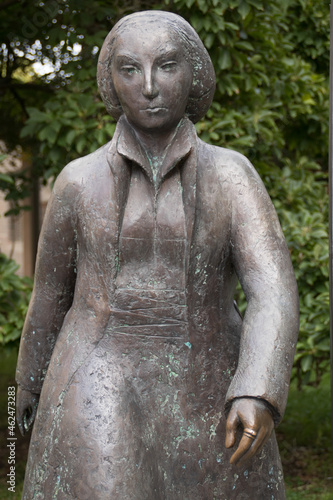 Eine Katharina von Bora Statue photo