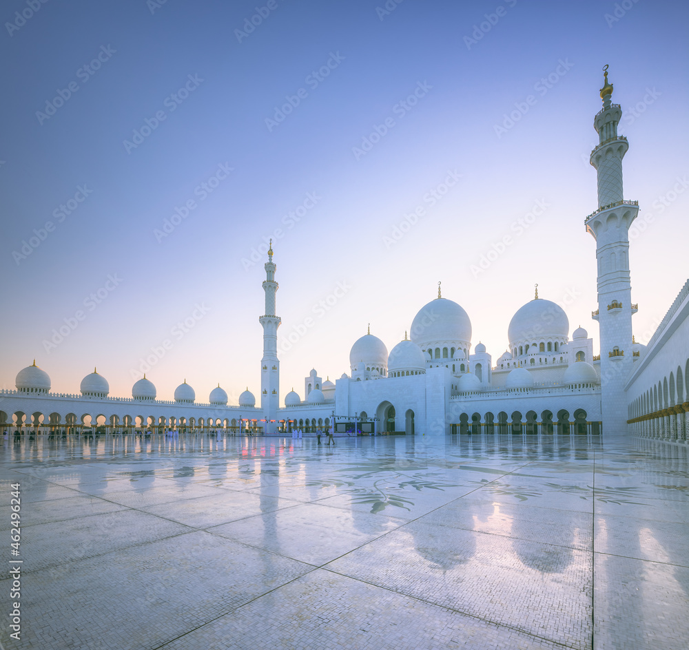 Sheikh Zayed Grand Mosque during sunset, Abu-Dhabi, UAE - obrazy, fototapety, plakaty 