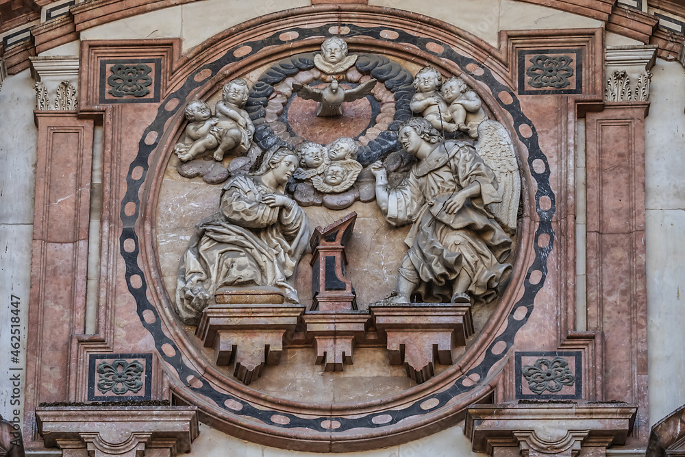 Fototapeta premium Architectural details of Malaga Cathedral entrance. Renaissance Cathedral - Roman Catholic Church in the city of Malaga, was constructed between 1528 and 1782. Malaga, Costa del Sol, Andalusia, Spain.