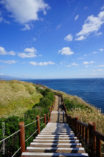 a fascinating seascape with charming clouds