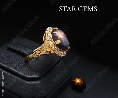 Jewelry, gold ring, decorated with star gems