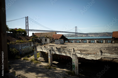 city bridge, city bridge Lisbon 