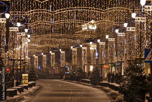 Iluminacja bożonarodzeniowa ulicy Krakowskie Przedmieście Warszawa © Robert