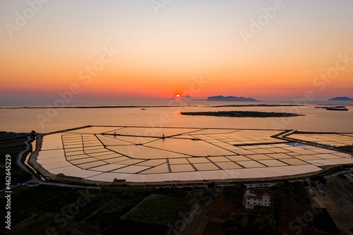 Fotografie Tramonto alle saline di Marsala