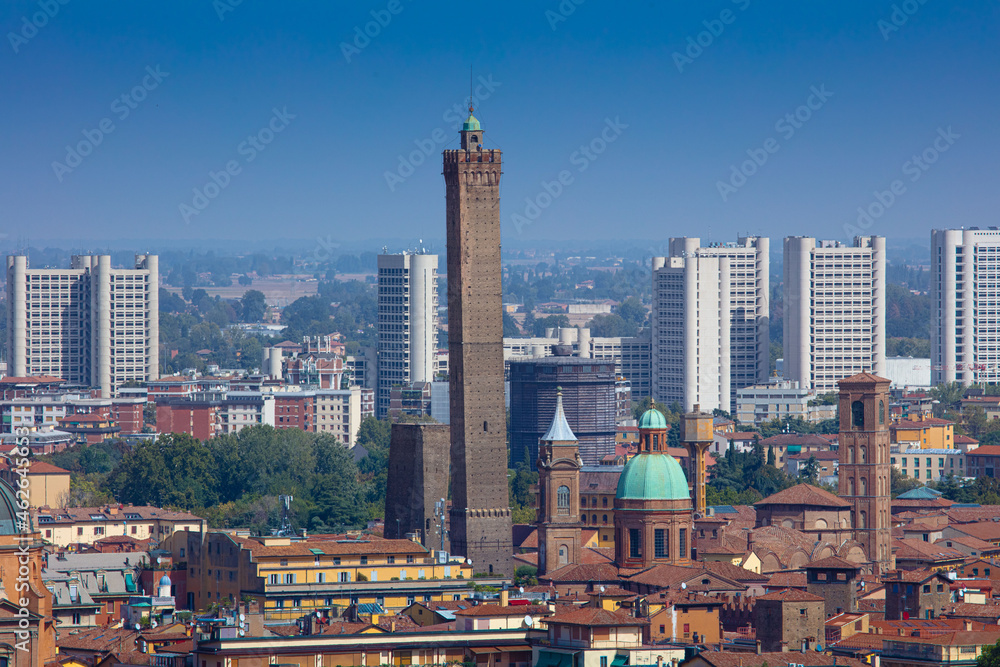 Fototapeta premium sky line of Bologna Italy