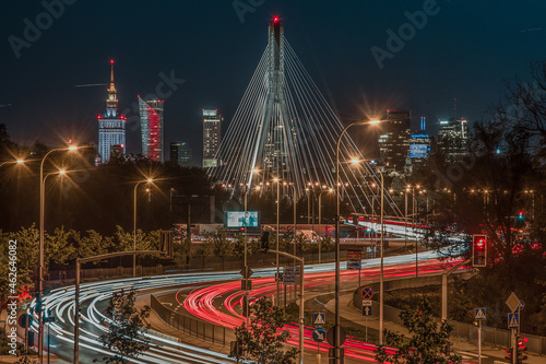 Nocna panorama Warszawy z Mostem Świętokrzyskim © Robert