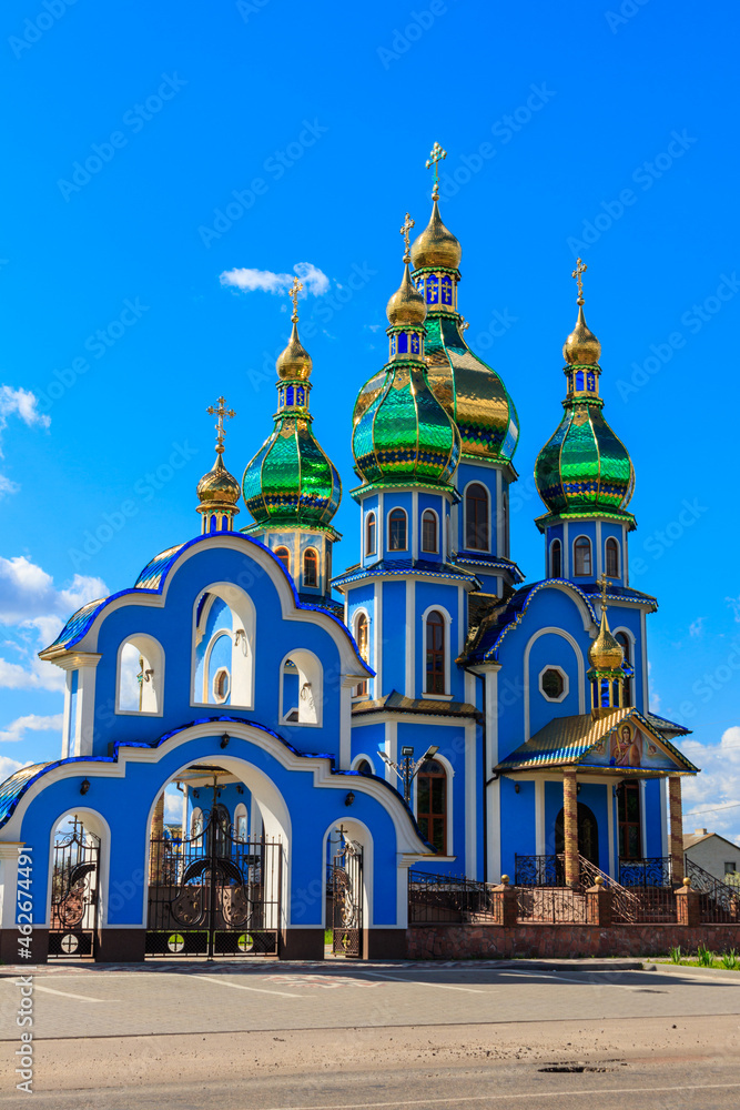 Fototapeta premium Cathedral of St. Vladimir in Pereyaslav, Ukraine