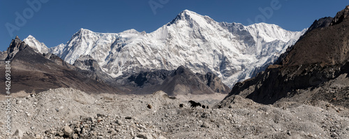 Ngozumba Glacier, Cho Oyu, Sagarmatha National Park, Everest Base Camp trek, Nepal photo