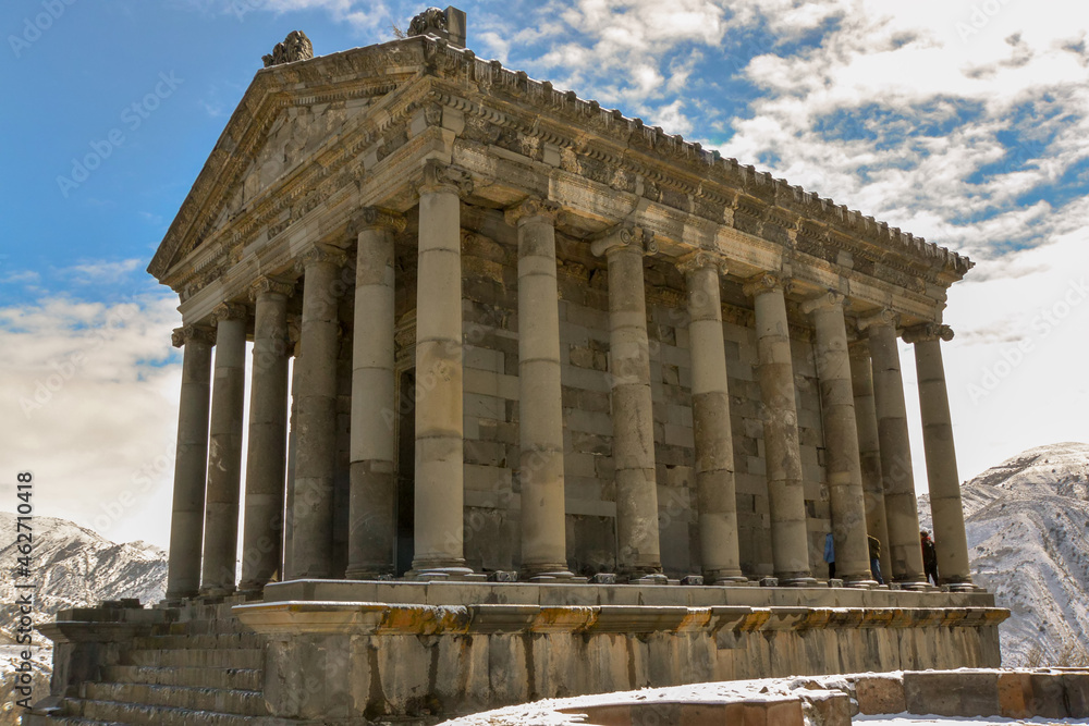 Obraz premium Temple of Garni in winter, Armenia