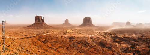 USA, Arizona, Panorama of Monument Valley
