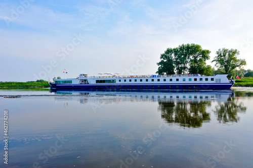 Germany, Saxony-Anhalt, the Elbe at Gallin photo