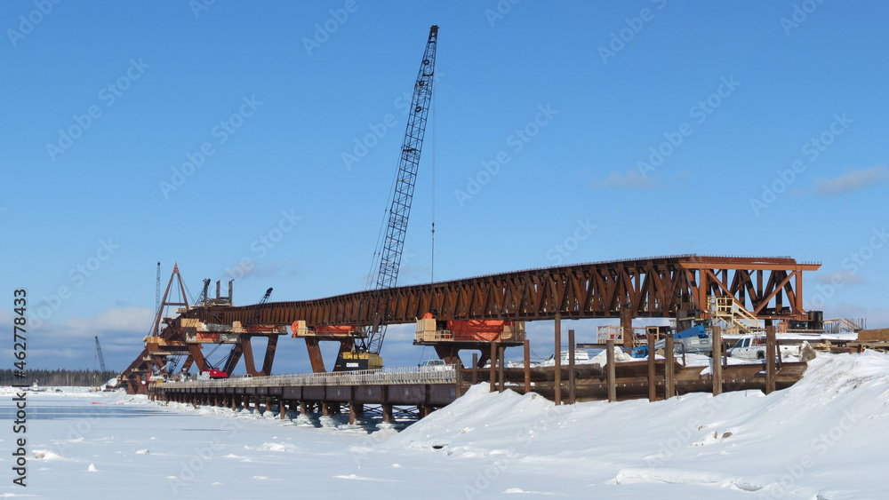 Construction of bridge during the winter