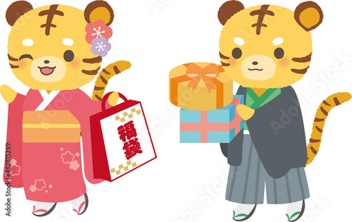 初売りセールで買い物するトラ　寅　干支