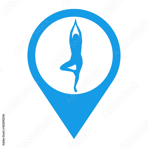 Icono plano silueta de mujer practicando la posición del árbol de yoga en puntero de posición en color azul