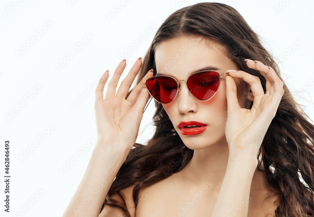 pretty woman naked shoulders red lips fashion glasses pretty woman naked shoulders red lips fashion glasses