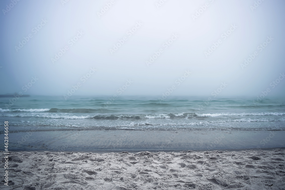 Fototapeta premium fog on the beach