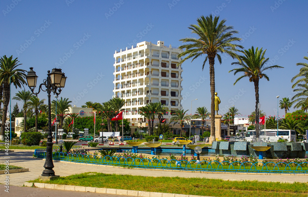 Fototapeta premium Monastir, Tunisia, Africa - August, 2012: Park Baladia in the summer day