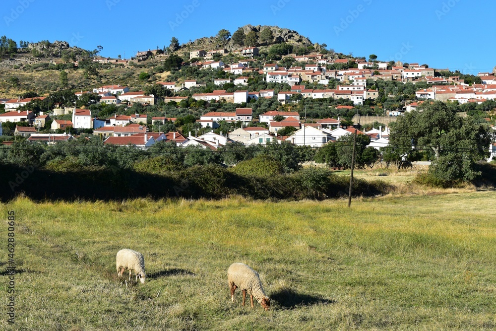 Fototapeta premium Penha Garcia, Portugal