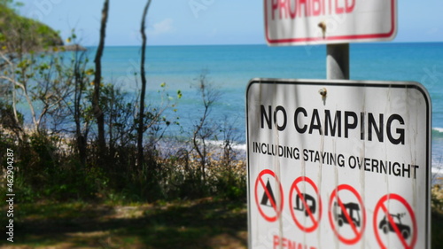 no camping sign