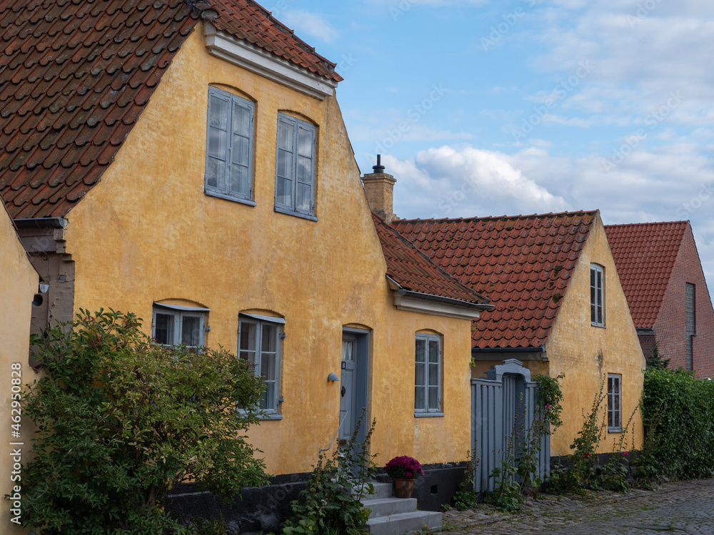 Häuserfront Fischerdorf Dragør nähe Kopenhagen, Dänemark, Straßenansicht Häuserfront Fischerdorf Dragør nähe Kopenhagen, Dänemark, Straßenansicht