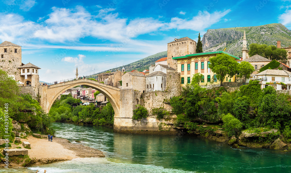 The Old Bridge in Mostar - obrazy, fototapety, plakaty 