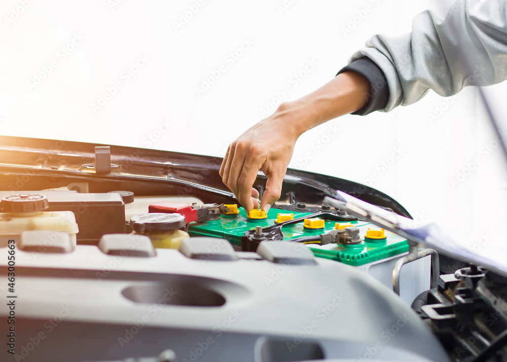 Fototapeta premium Technicians inspect the car's electrical system.