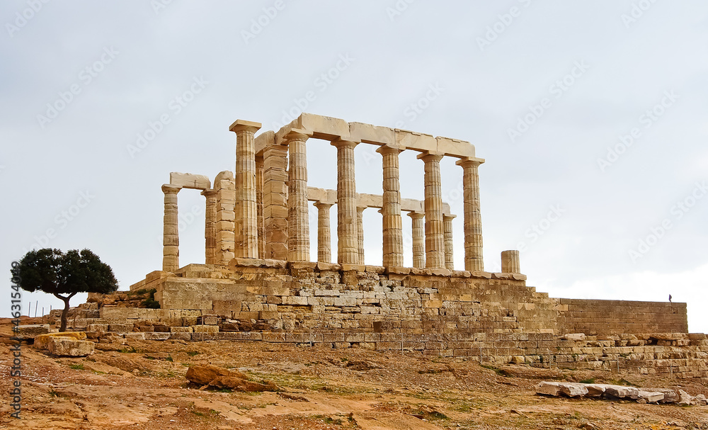 Obraz premium The ruins of temple of Poseidon Greece