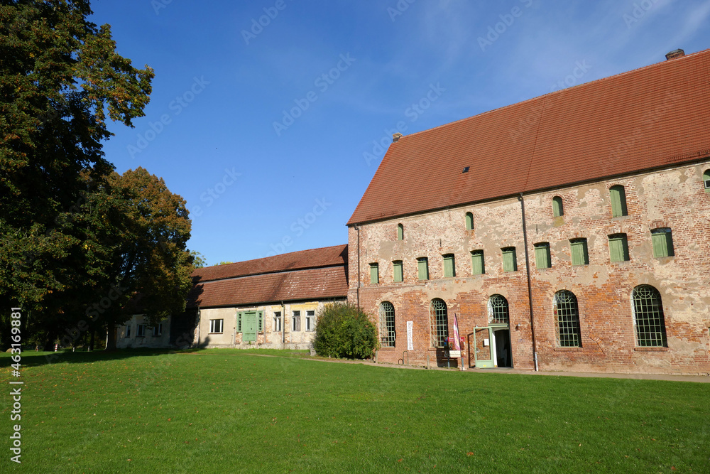 Kloster und Schloss Dargun