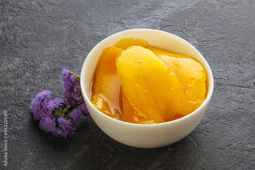 Sweet canned tropical fruit mango Sweet canned tropical fruit mango