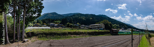 十月 京都大原の青い空