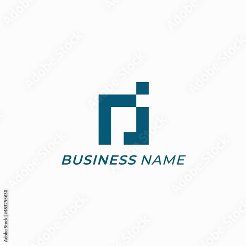 logo design square and letter P