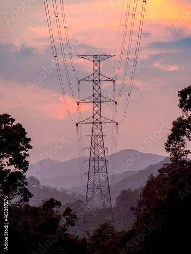 Schilderij op canvas power lines in sunset
