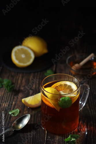 Black tea with lemon and honey