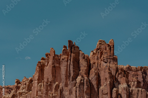 Sharp Tips of Formation in Cathedral Valley