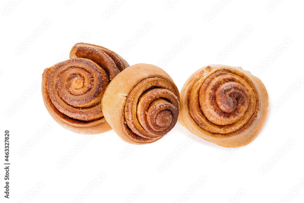 Fototapeta premium Traditional cinnamon rolls on white background