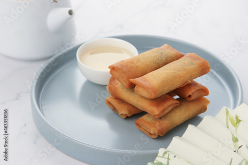 spring rolls and tea