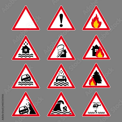 Série de panneaux routiers avec des pictogrammes pour prévenir de différentes catastrophes - inondation, tornade, incendie, éboulement, tsunami, sauvetage. photo
