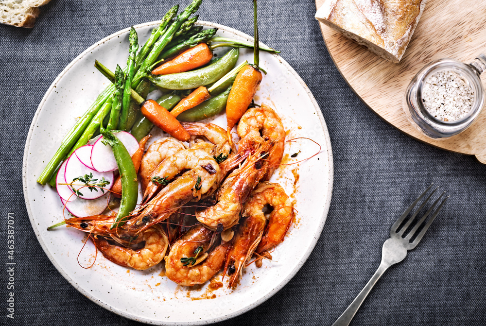 Garlic and Herby Prawn with Sauteed Vegetables Garlic and Herby Prawn with Sauteed Vegetables