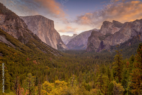 Landscape of Yosemite National Park in USA   au 