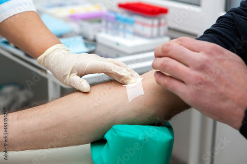 blood sampling procedure for analysis in a medical laboratory