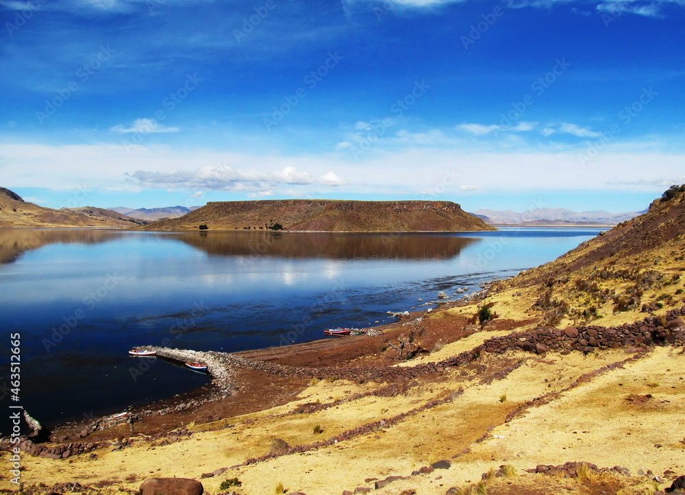Lago Umayo Sillustani Puno Peru